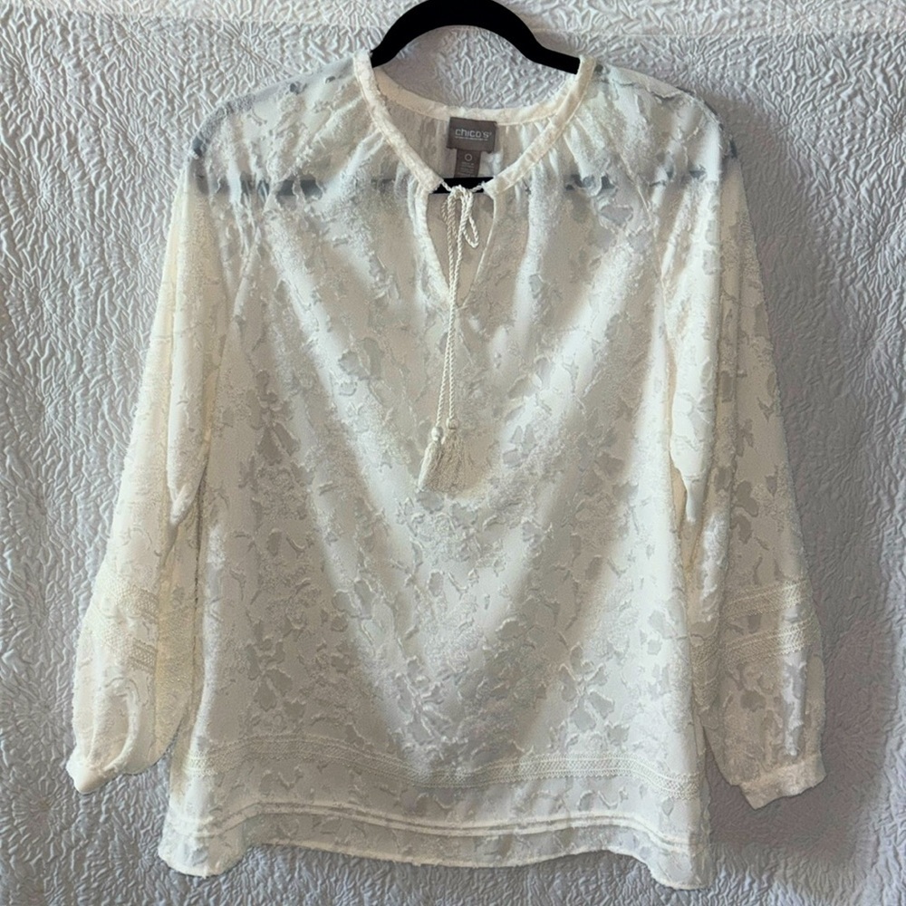 CHICO'S Sheer Textured Floral Balloon Long Sleeve Blouse